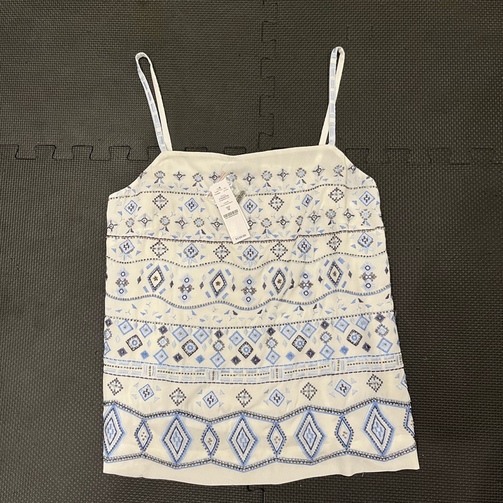 White House Black Market, NWT, white cami with blue depths. Size M